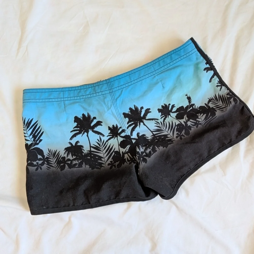 5/$20 🏄‍♀️ Billabong Board Shorts Y2K Style Medium - Picture 4 of 7